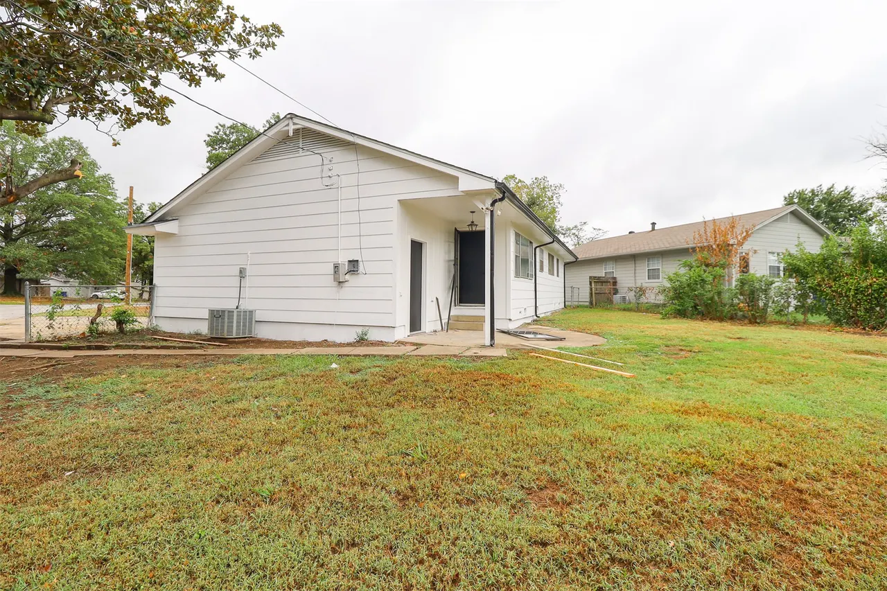Photo 7 — 5797 E 26th Street, Tulsa, OK 74114