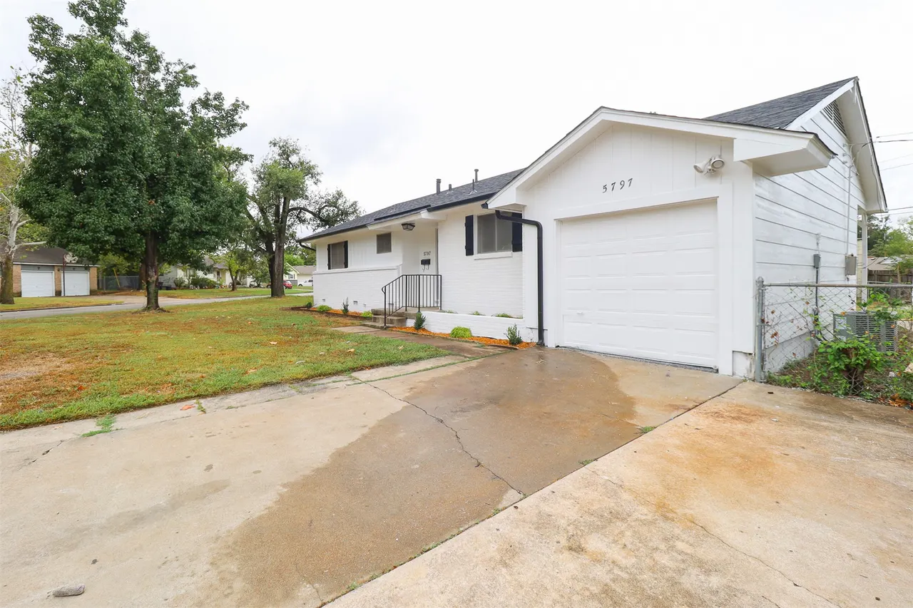 Photo 4 — 5797 E 26th Street, Tulsa, OK 74114