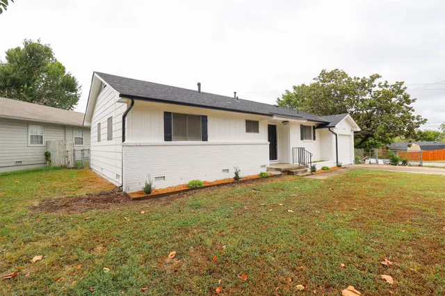 Photo 3 — 5797 E 26th Street, Tulsa, OK 74114