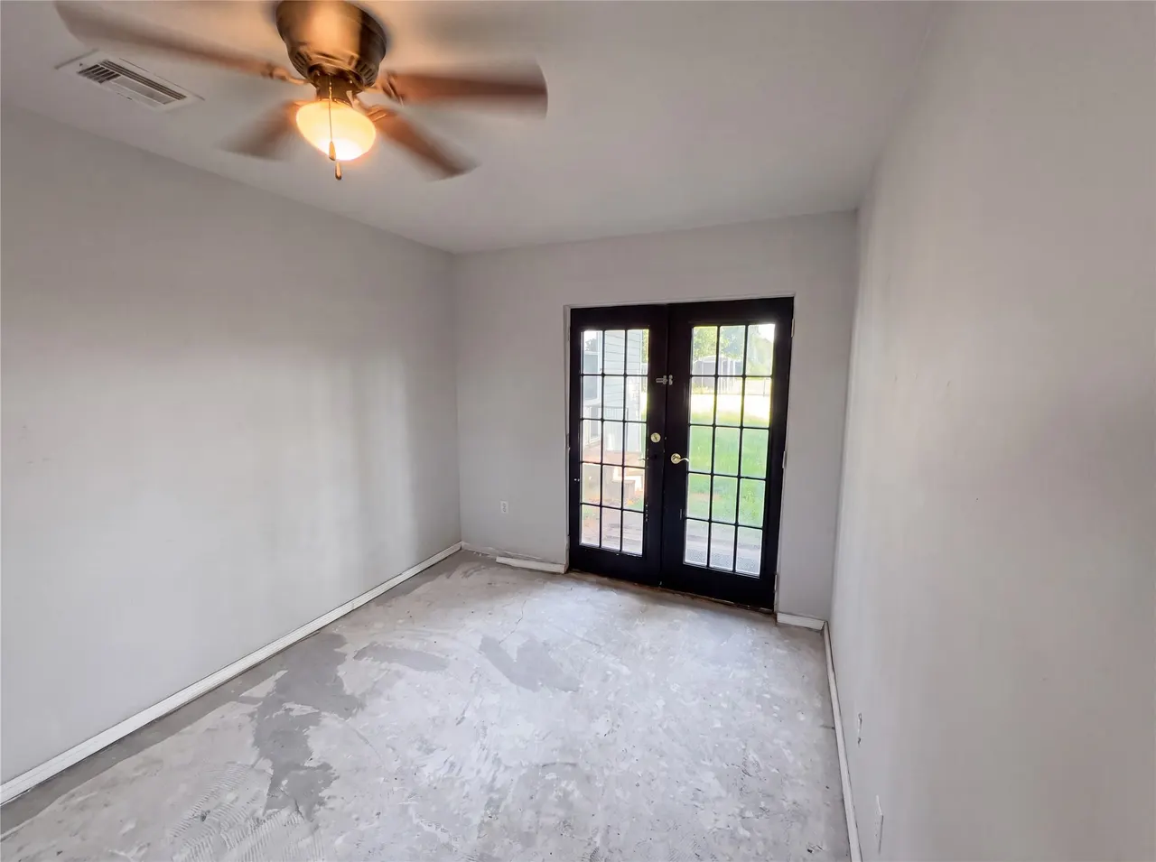 Photo 13 — 20509 E Reno Avenue, Harrah, OK 73045
