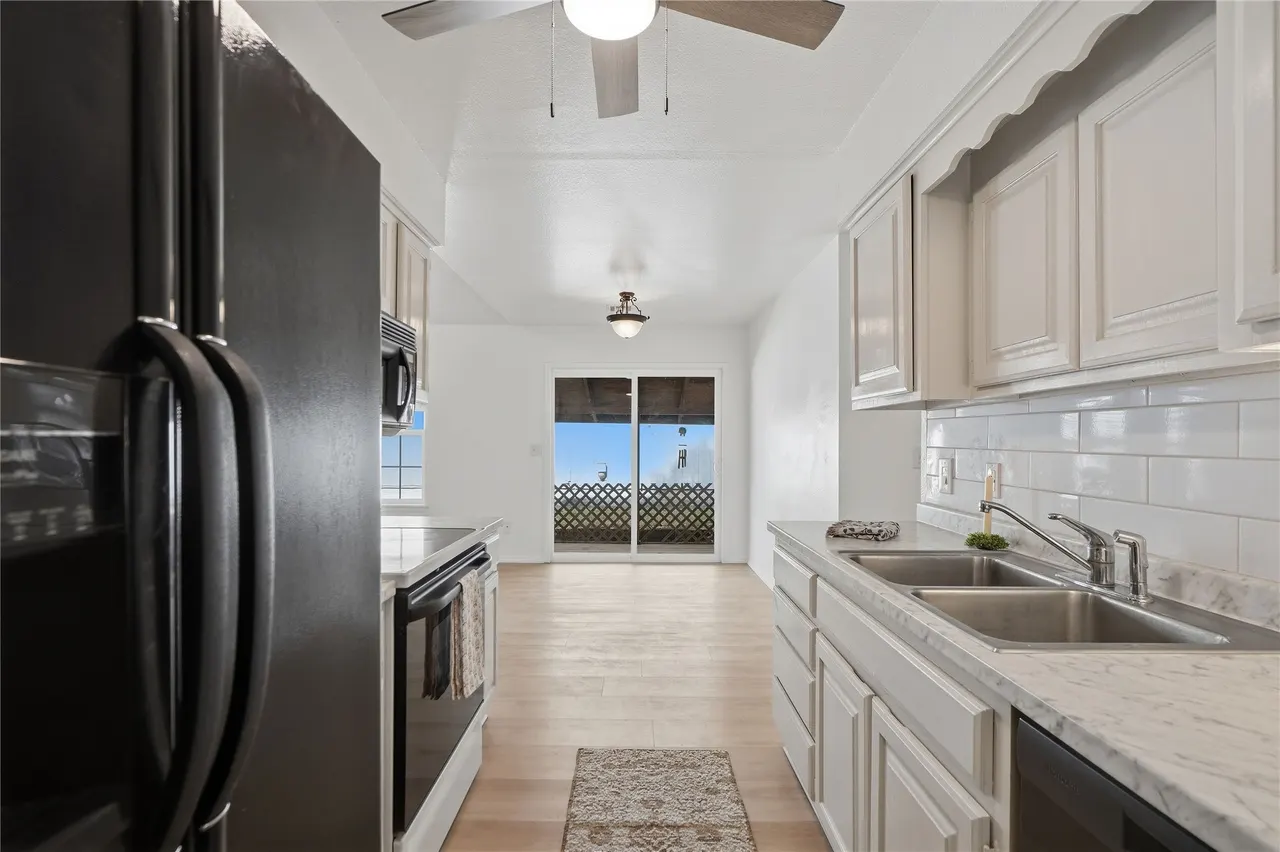 Photo 13 — 6115 S Vancouver Avenue, Tulsa, OK 74132