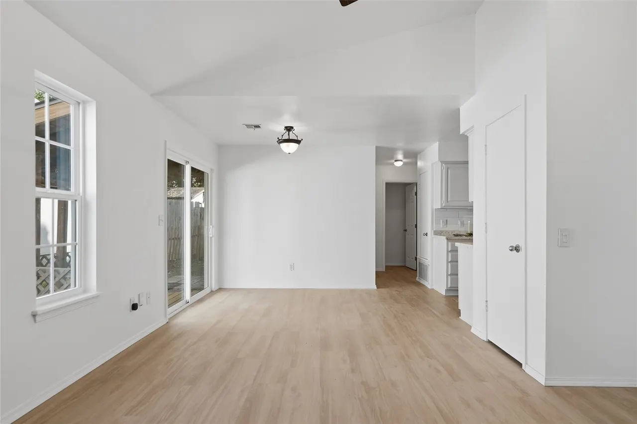 Photo 4 — 6115 S Vancouver Avenue, Tulsa, OK 74132