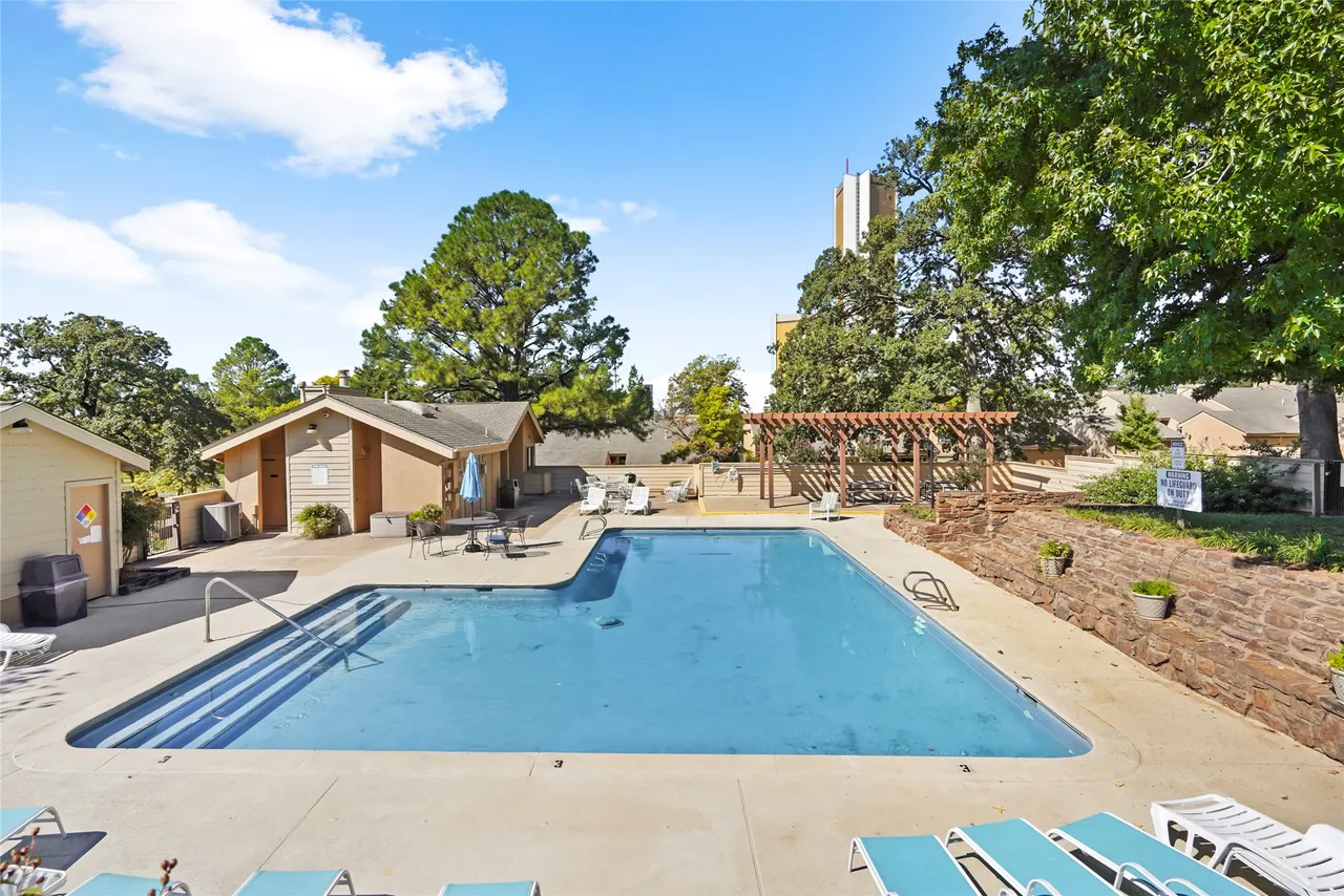 Photo 2 — 2824 E 85th Street 140, Tulsa, OK 74137