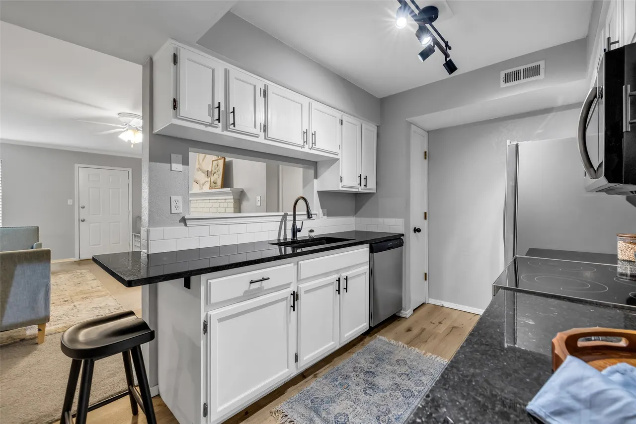 Photo 36 — 9036 College Avenue 2214, Tulsa, OK 74137
