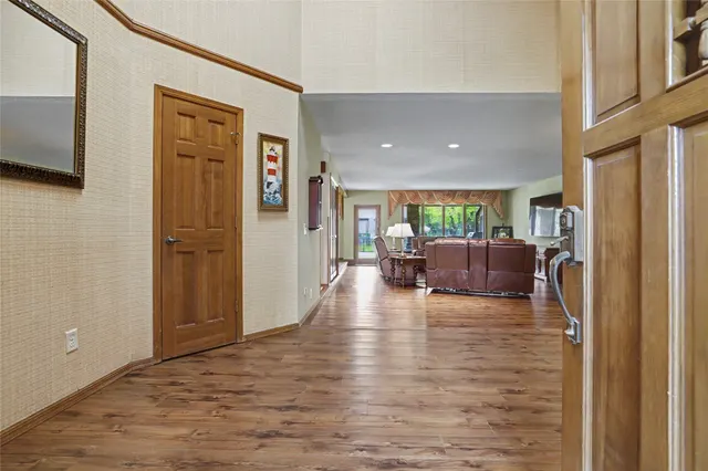 Photo 4 — 8401 Fairway Place, Broken Arrow, OK 74011
