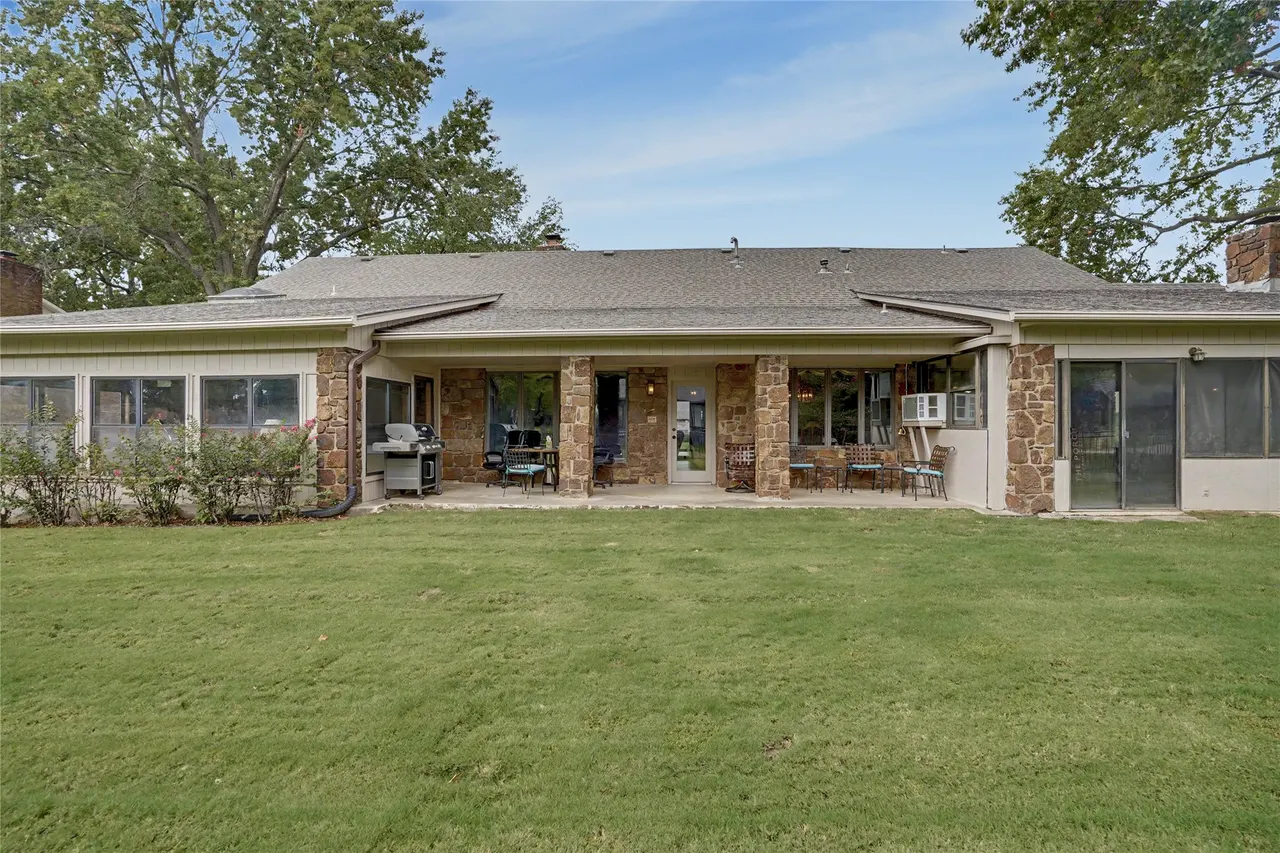 Photo 37 — 8401 Fairway Place, Broken Arrow, OK 74011