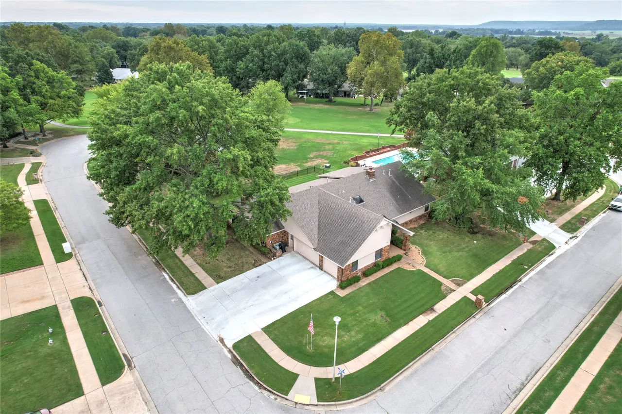 Photo 45 — 8401 Fairway Place, Broken Arrow, OK 74011