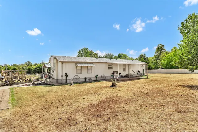 Photo 5 — 512 N Rockwell Avenue, Newcastle, OK 73065