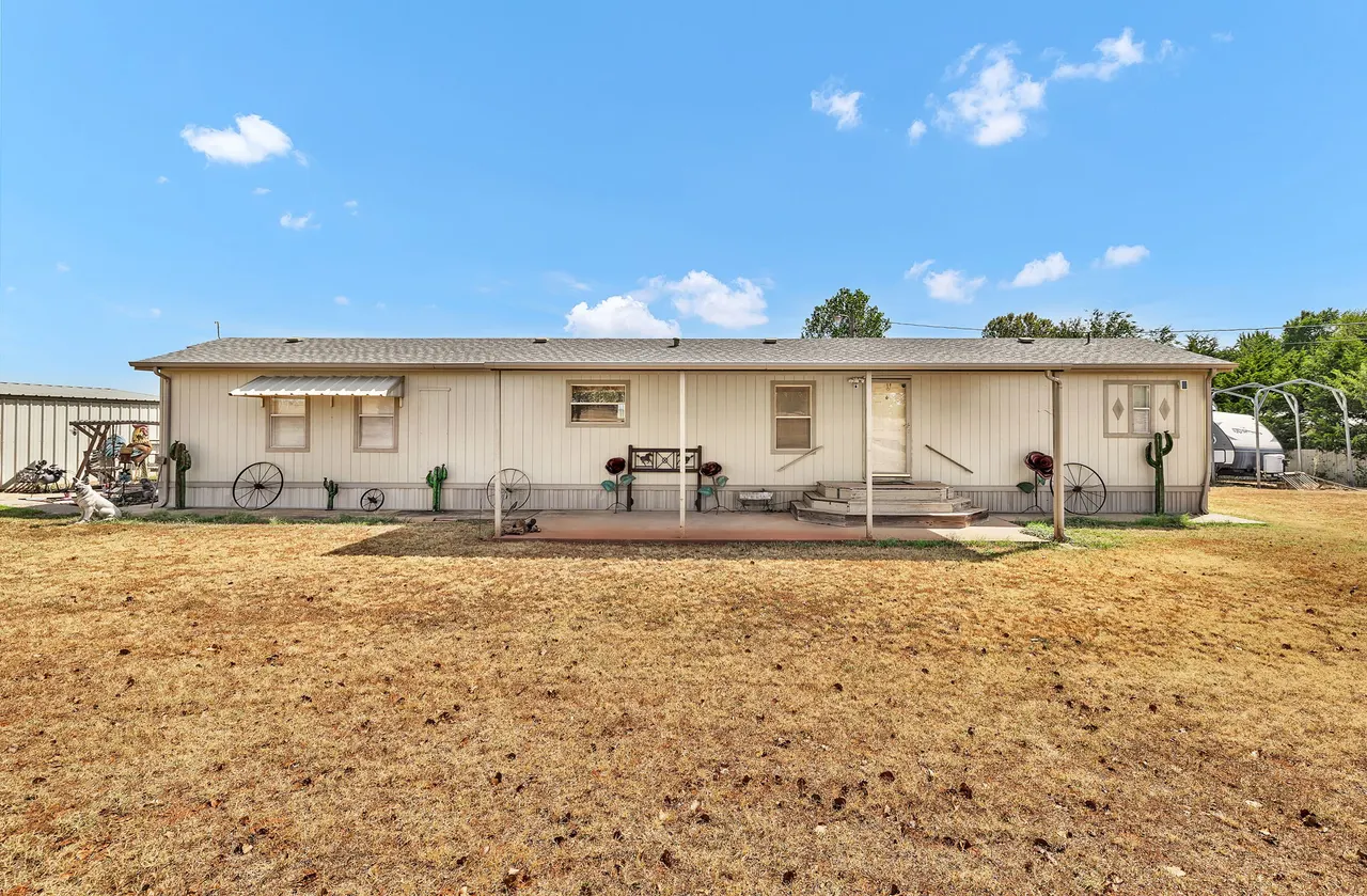Photo 6 — 512 N Rockwell Avenue, Newcastle, OK 73065