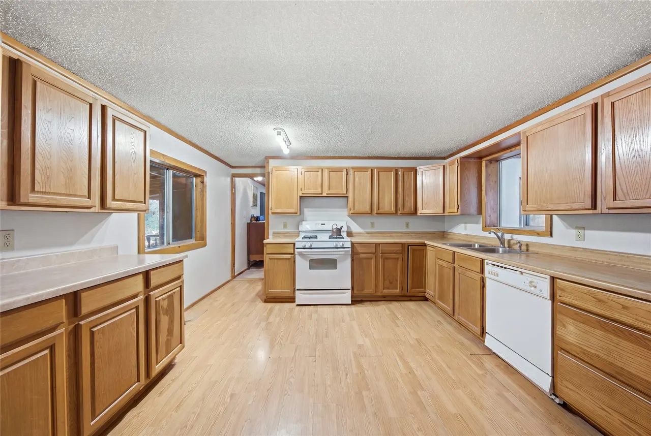 Photo 22 — 115027 N 3950 Road, Weleetka, OK 74880