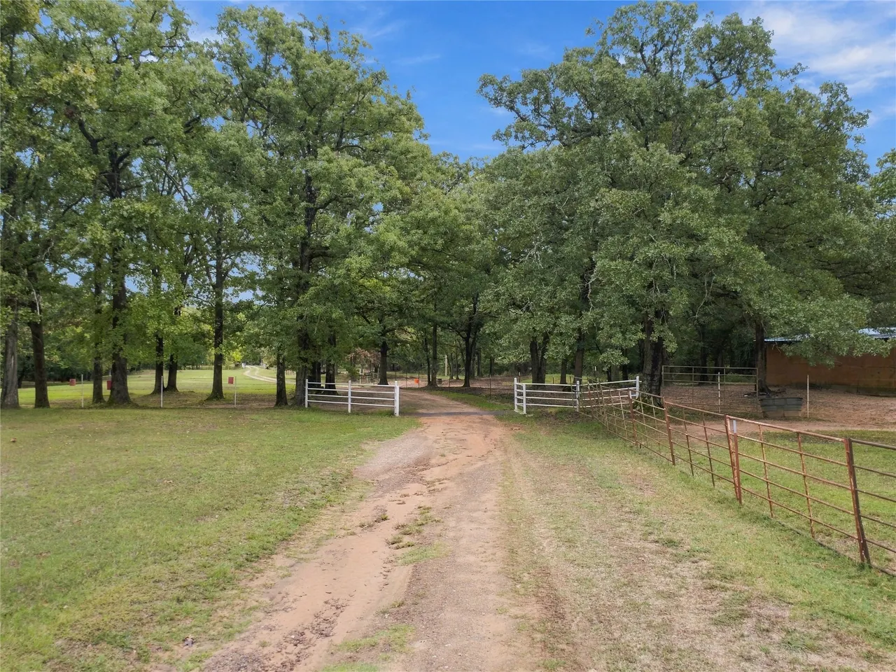 Photo 35 — 115027 N 3950 Road, Weleetka, OK 74880