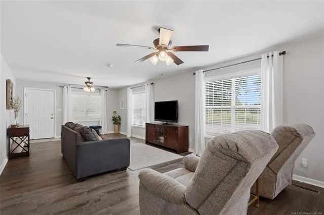Photo 22 — 15802 S Elwood Avenue, Glenpool, OK 74033