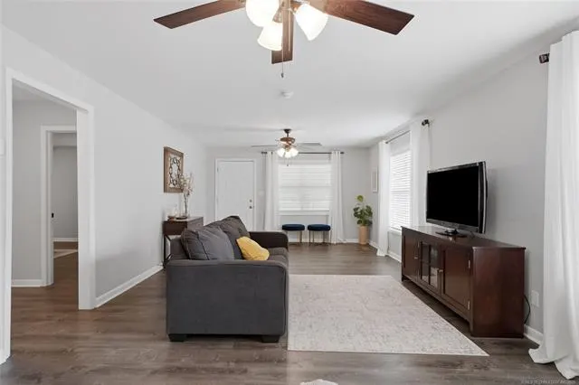 Photo 23 — 15802 S Elwood Avenue, Glenpool, OK 74033