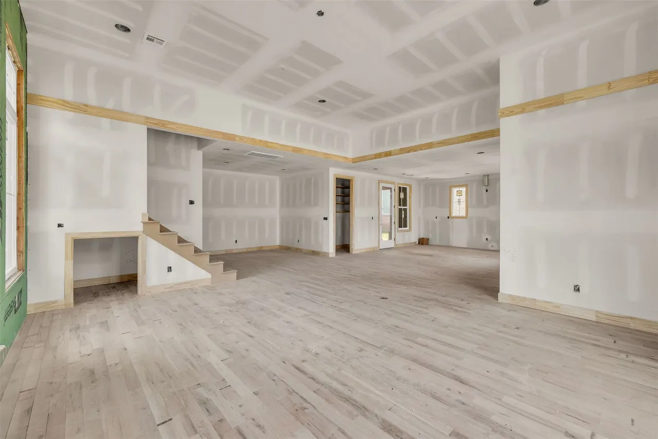 Photo 5 — 315 E Broadway Avenue, Broken Arrow, OK 74012