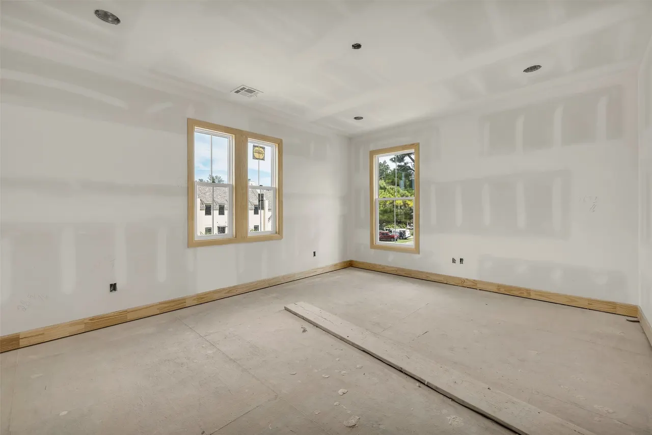 Photo 12 — 315 E Broadway Avenue, Broken Arrow, OK 74012