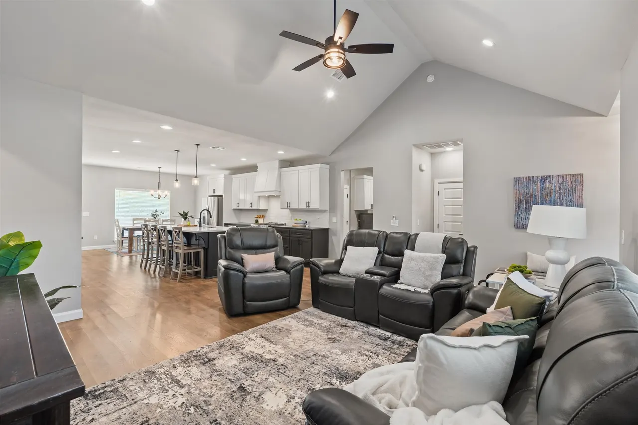 Photo 4 — 5309 Barnett Avenue, Bartlesville, OK 74006