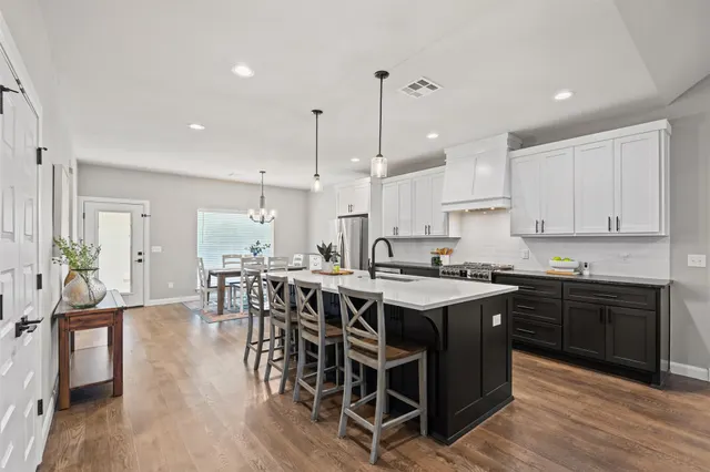 Photo 6 — 5309 Barnett Avenue, Bartlesville, OK 74006
