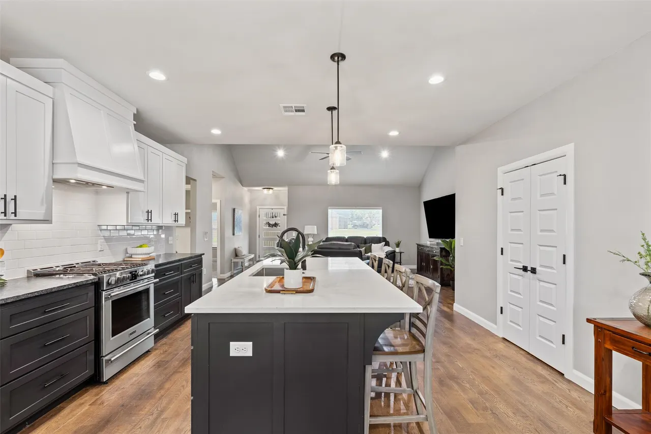 Photo 10 — 5309 Barnett Avenue, Bartlesville, OK 74006