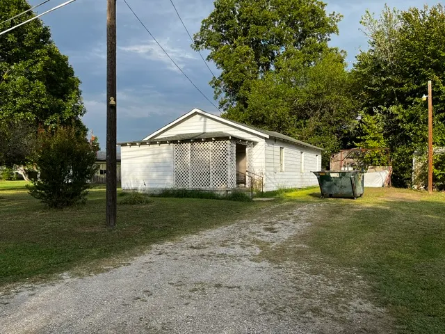 Front exterior — 926 N Boudinot Avenue, Dewey, OK 74029