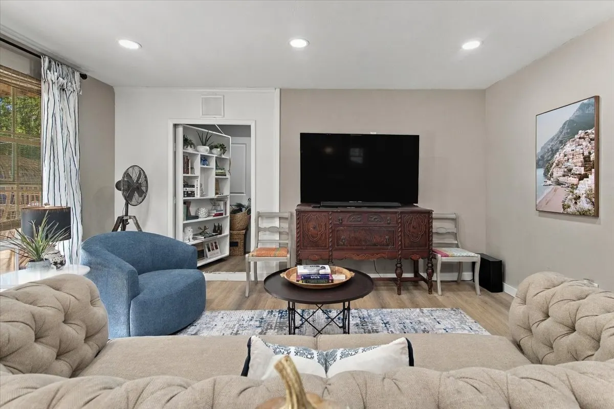 Photo 18 — 403 S 68th EastAvenue, Tulsa, OK 74112