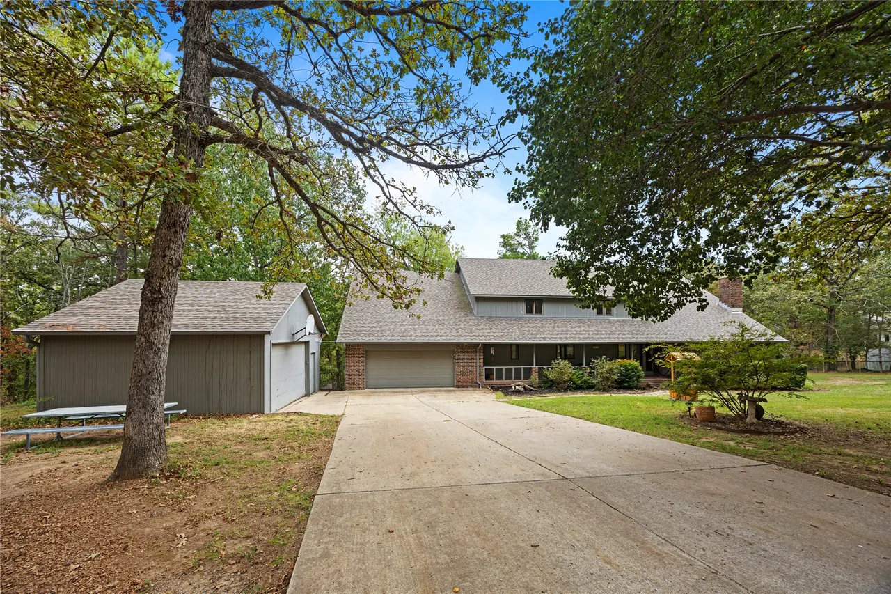 Photo 2 — 28218 E 6th Street, Catoosa, OK 74015