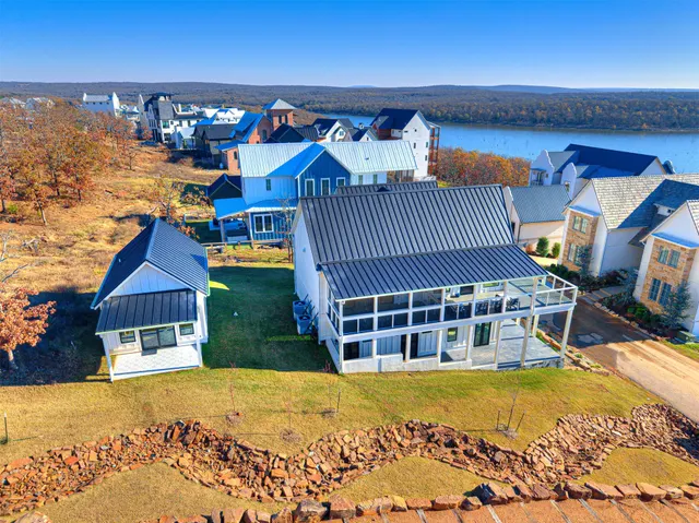 Photo 7 — 121 Lower Green Way, Carlton Landing, OK 74432