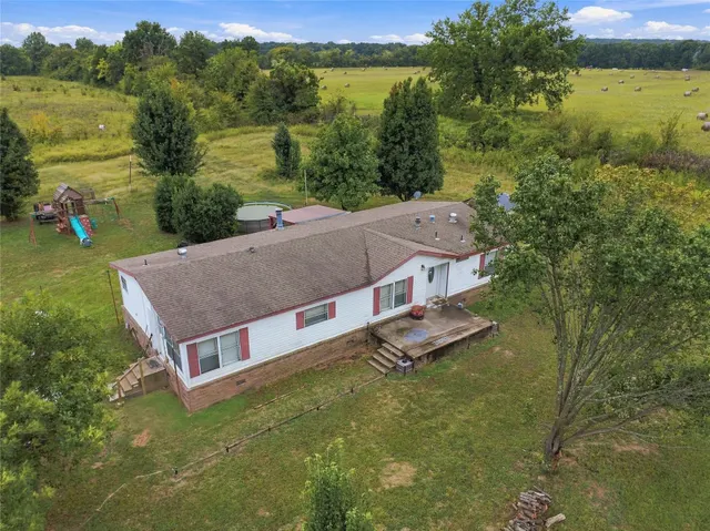 Photo 2 — 394107 E 1150 Road, Weleetka, OK 74880