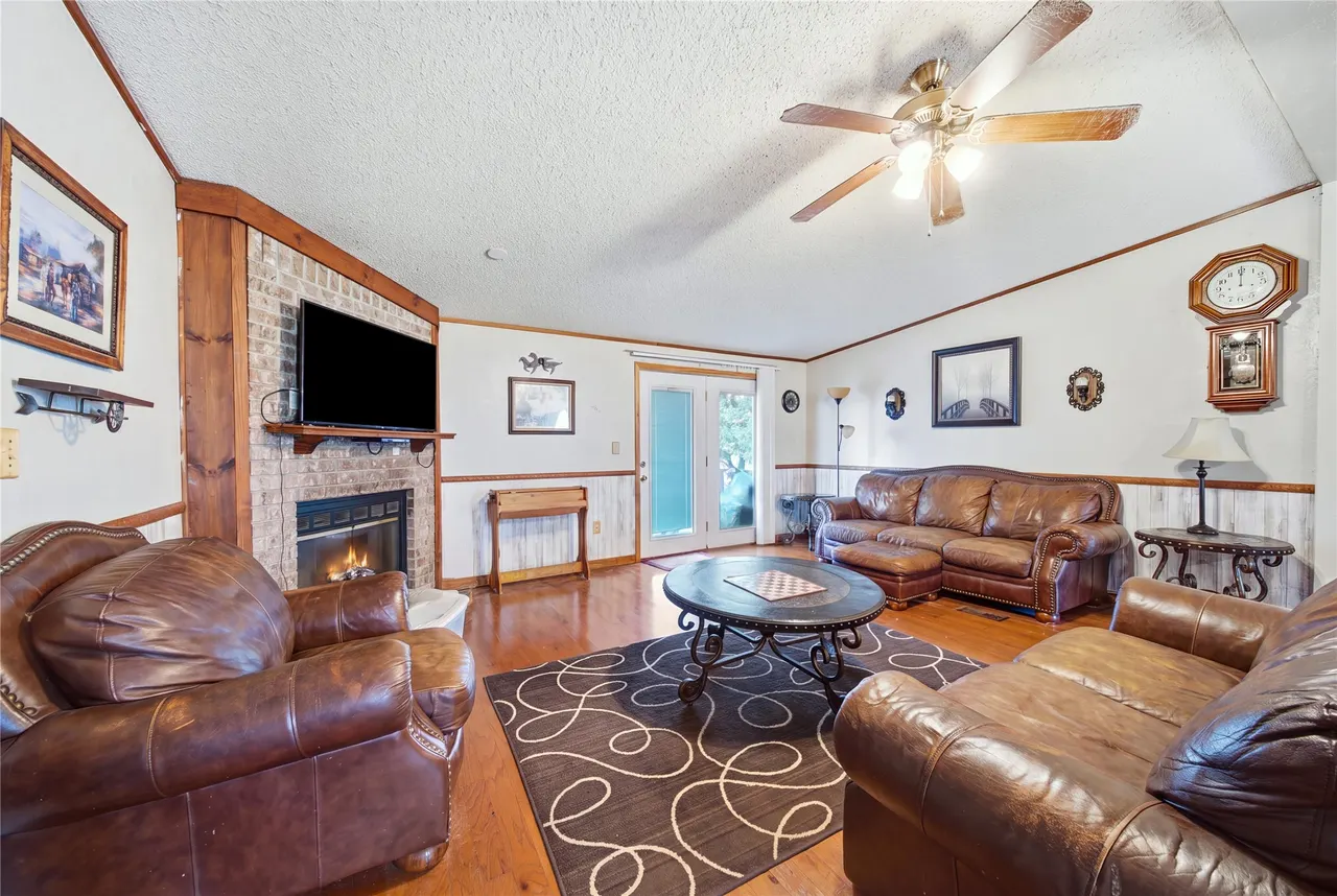 Photo 9 — 394107 E 1150 Road, Weleetka, OK 74880