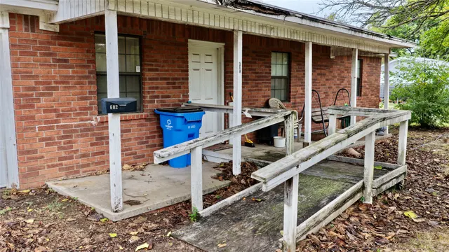 Photo 8 — 602 NW 4th Street, Checotah, OK 74426