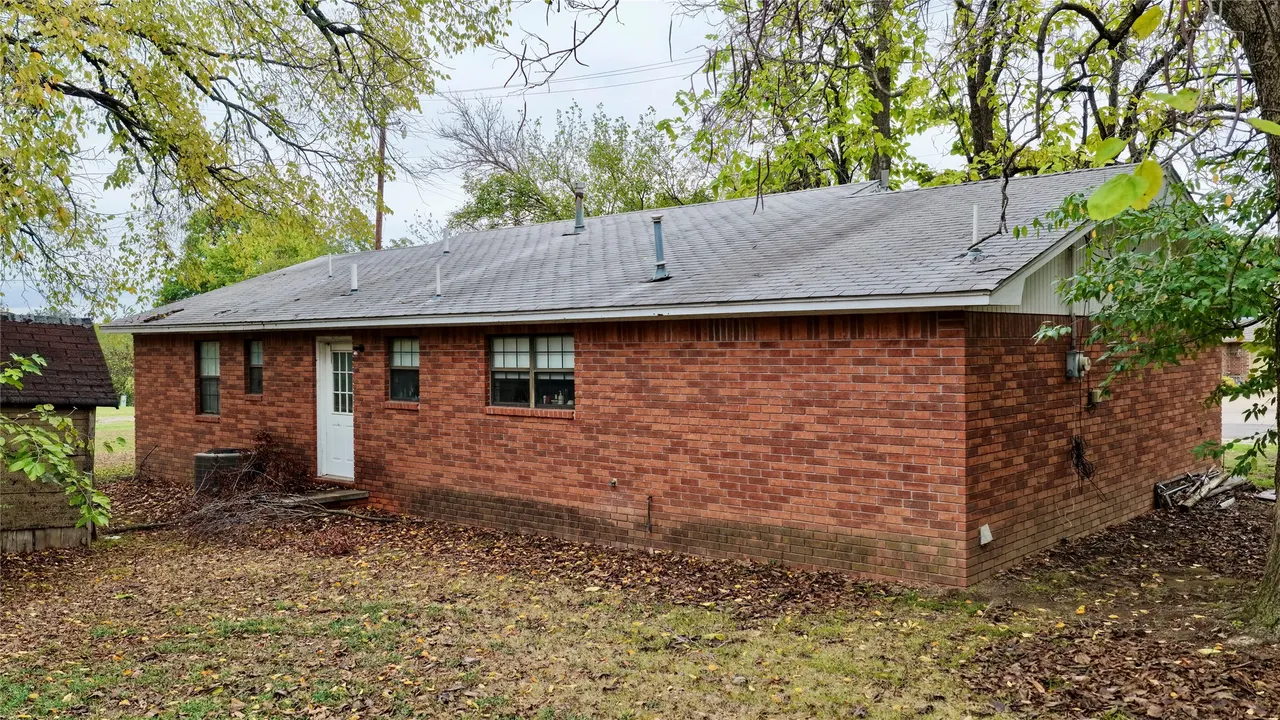 Photo 20 — 602 NW 4th Street, Checotah, OK 74426