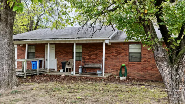 Photo 3 — 602 NW 4th Street, Checotah, OK 74426