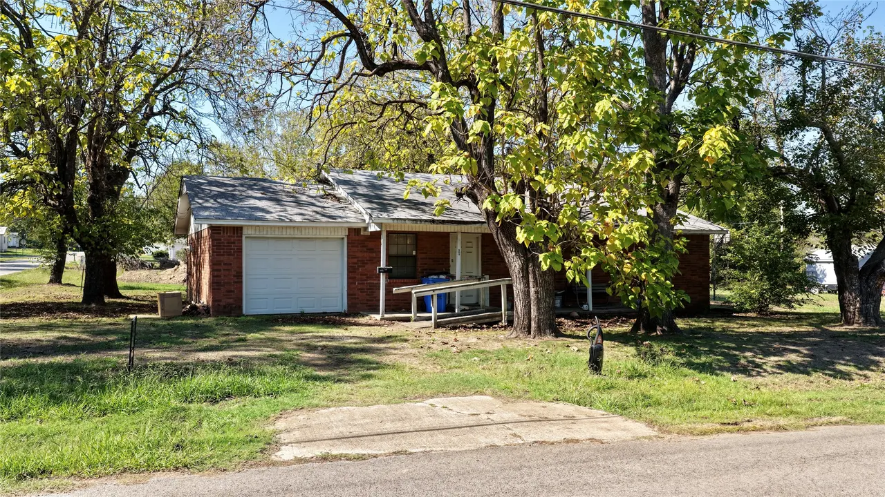 Photo 4 — 602 NW 4th Street, Checotah, OK 74426