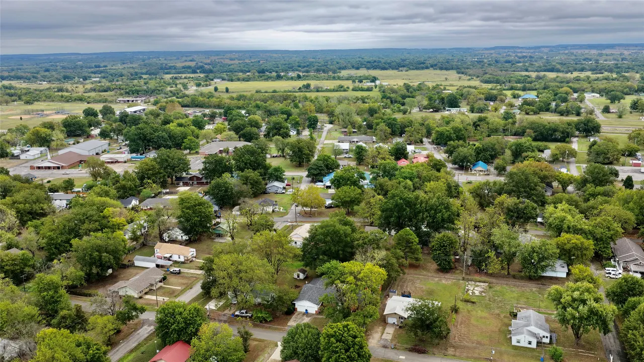 Photo 34 — 507 NW 2nd Street, Checotah, OK 74426