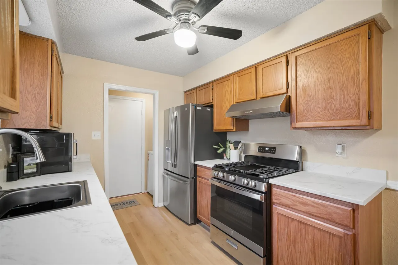 Photo 9 — 14004 S Poplar Street, Glenpool, OK 74033