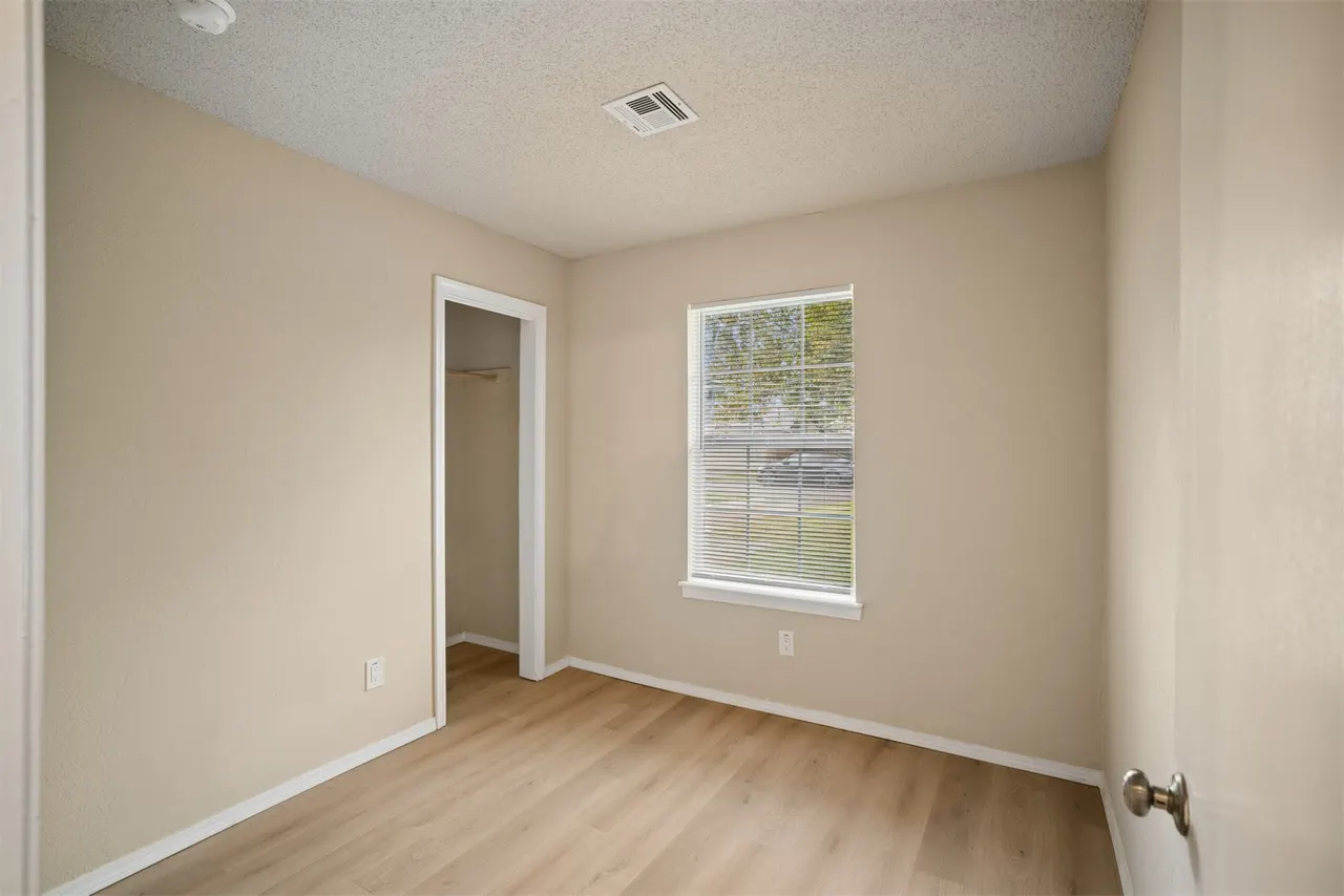 Photo 15 — 14004 S Poplar Street, Glenpool, OK 74033