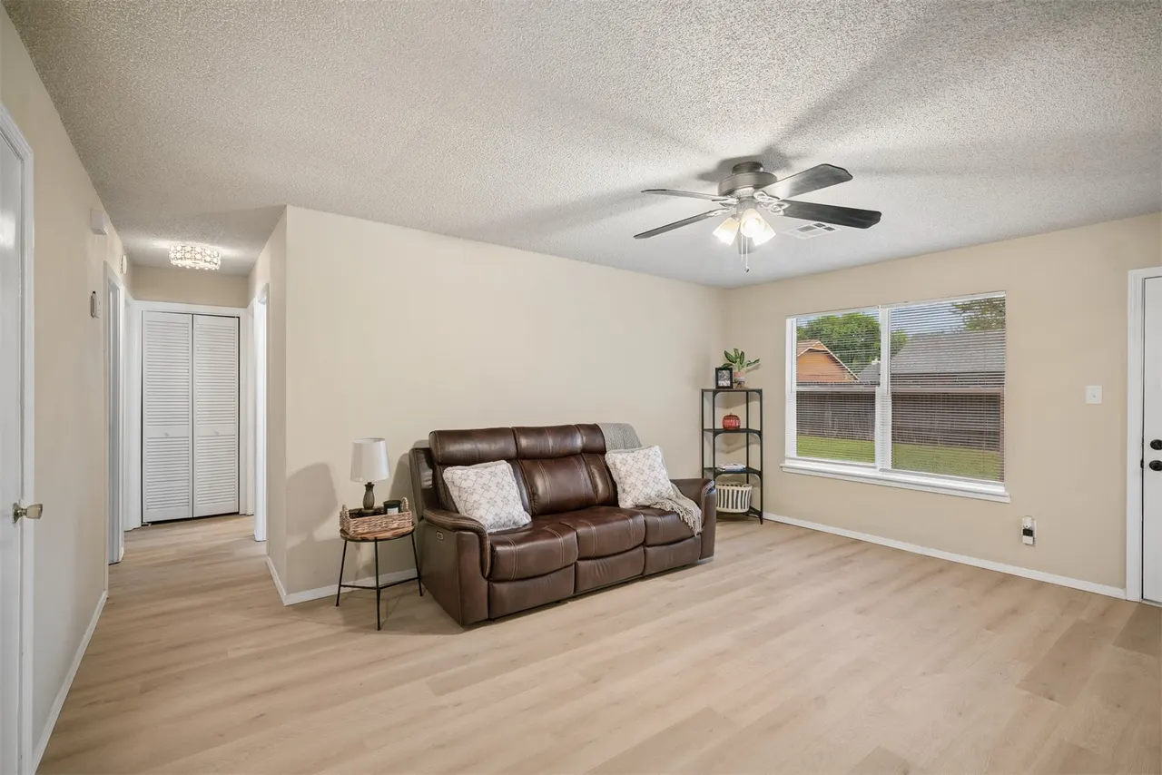 Photo 4 — 14004 S Poplar Street, Glenpool, OK 74033
