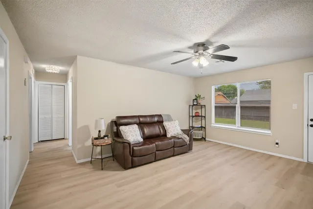 Photo 4 — 14004 S Poplar Street, Glenpool, OK 74033