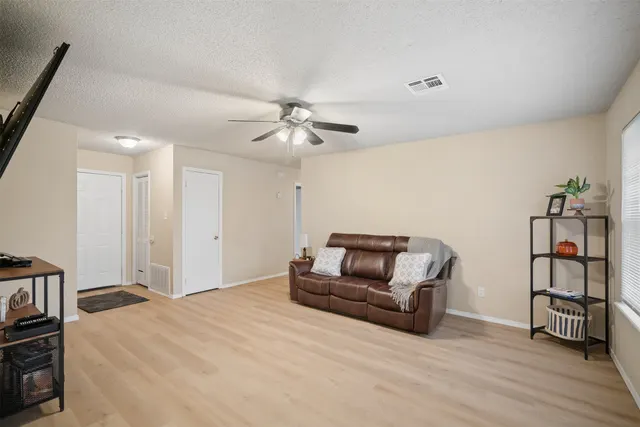 Photo 5 — 14004 S Poplar Street, Glenpool, OK 74033