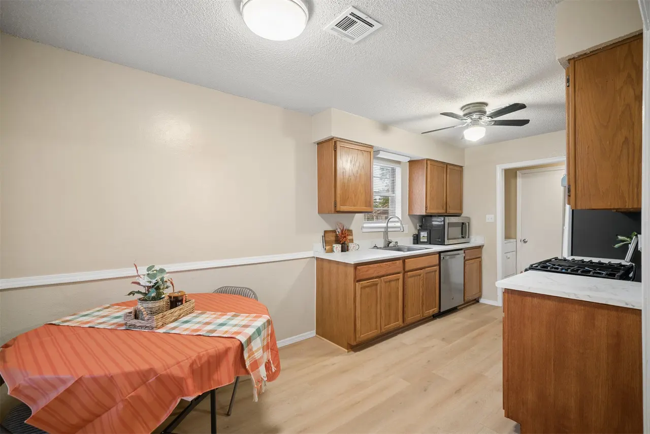 Photo 11 — 14004 S Poplar Street, Glenpool, OK 74033