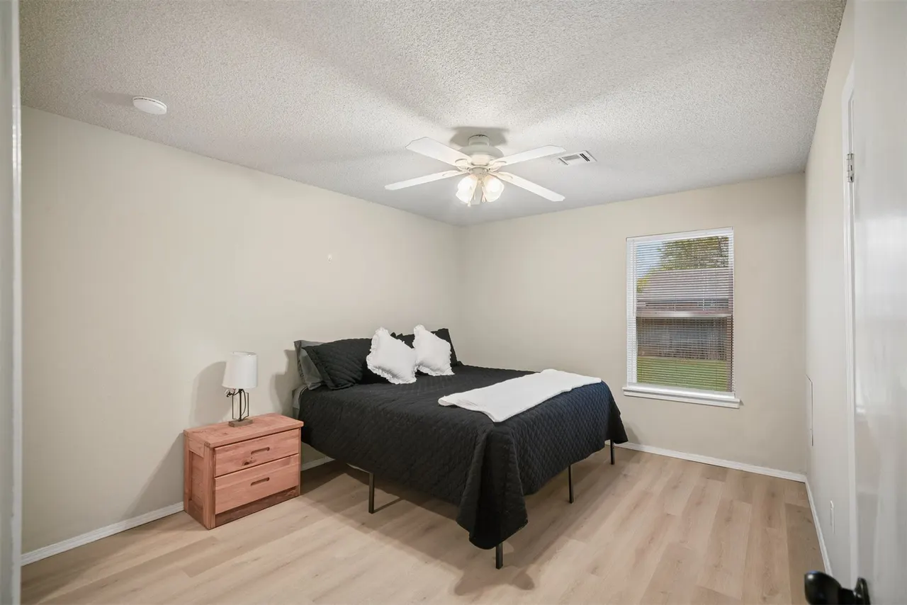 Photo 13 — 14004 S Poplar Street, Glenpool, OK 74033