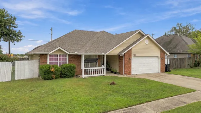 Photo 3 — 3217 N 8th Place, Broken Arrow, OK 74012