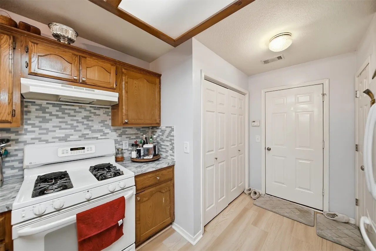 Photo 14 — 3217 N 8th Place, Broken Arrow, OK 74012