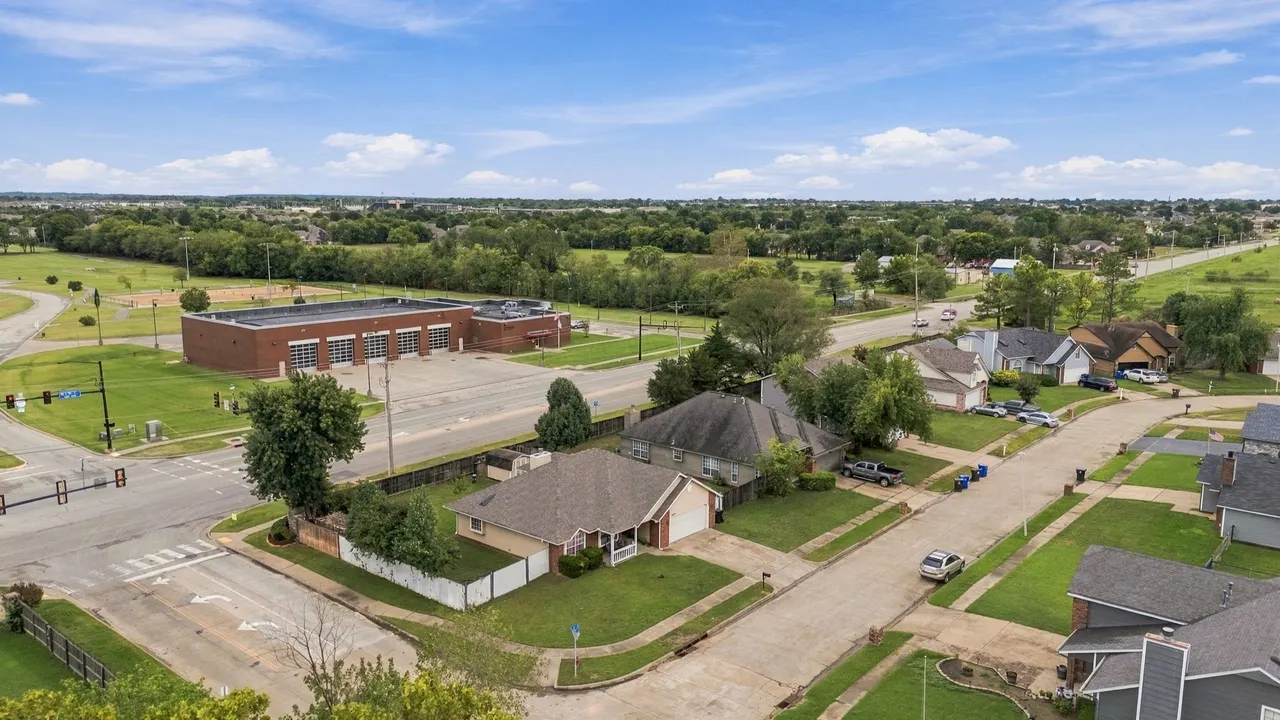 Photo 34 — 3217 N 8th Place, Broken Arrow, OK 74012