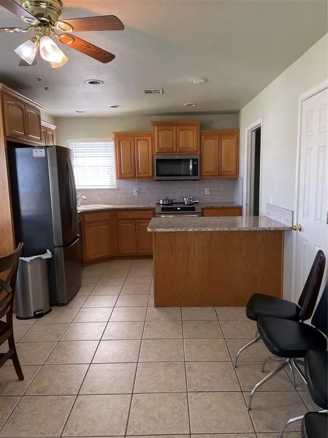 Photo 5 — 2113 S Javine Avenue, Skiatook, OK 74070