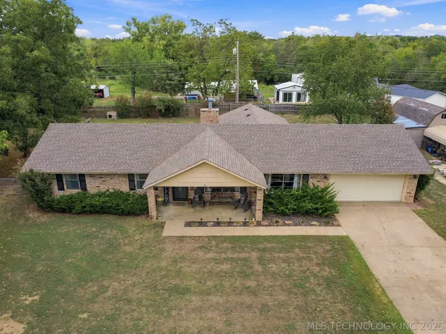 Photo 3 — 30439 E 143rd Street S, Coweta, OK 74429