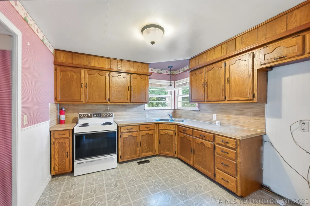 Photo 11 — 1117 Pin Oak Court, Sand Springs, OK 74063