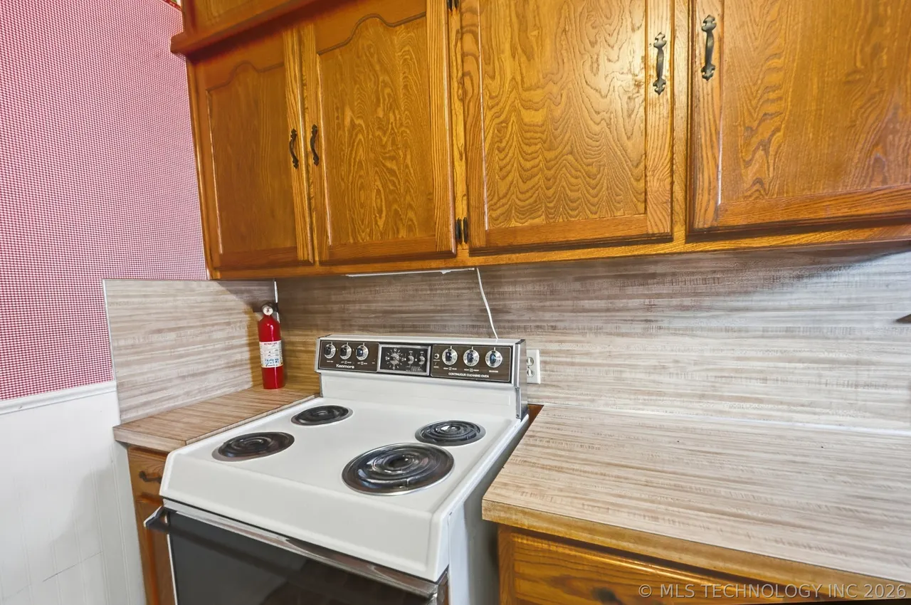 Photo 14 — 1117 Pin Oak Court, Sand Springs, OK 74063