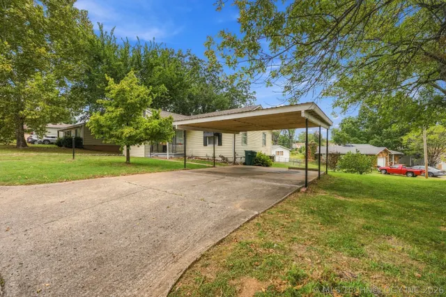 Photo 4 — 1117 Pin Oak Court, Sand Springs, OK 74063