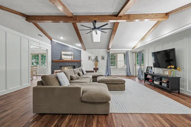 Photo 4 — 8008 S Lakewood Avenue, Tulsa, OK 74136