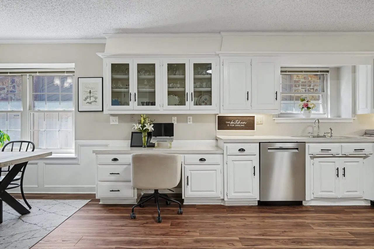 Photo 14 — 8008 S Lakewood Avenue, Tulsa, OK 74136